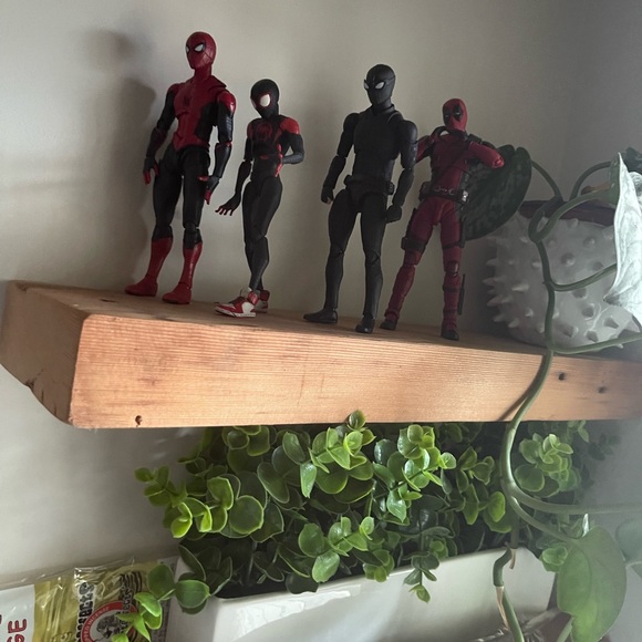 Shades for sale - Picture 5 of 5